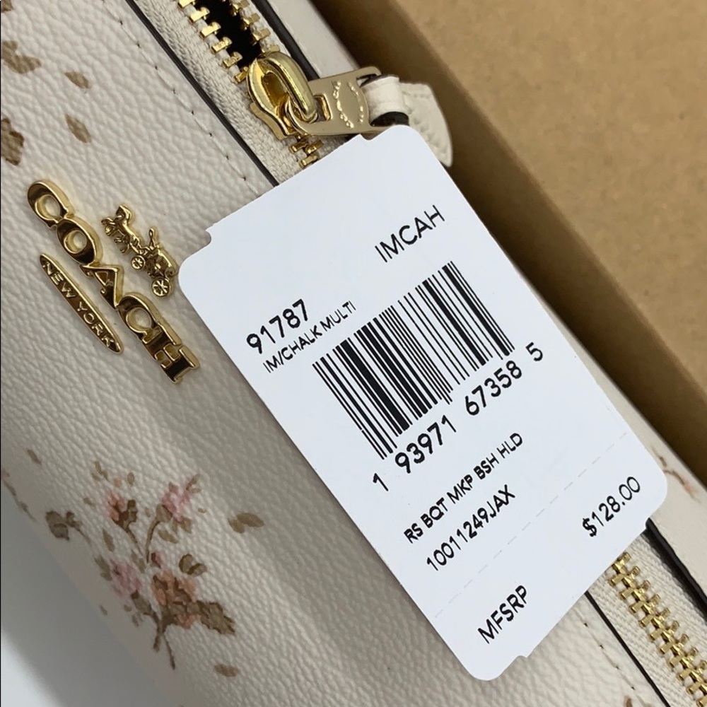 COACH MAKEUP BRUSH HOLDER WITH ROSE BOUQUET PRINT - Picture 7 of 12